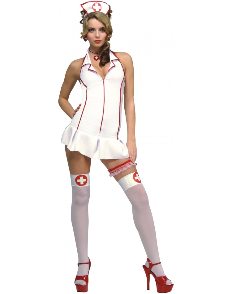 В латексном костюмчике медсестры